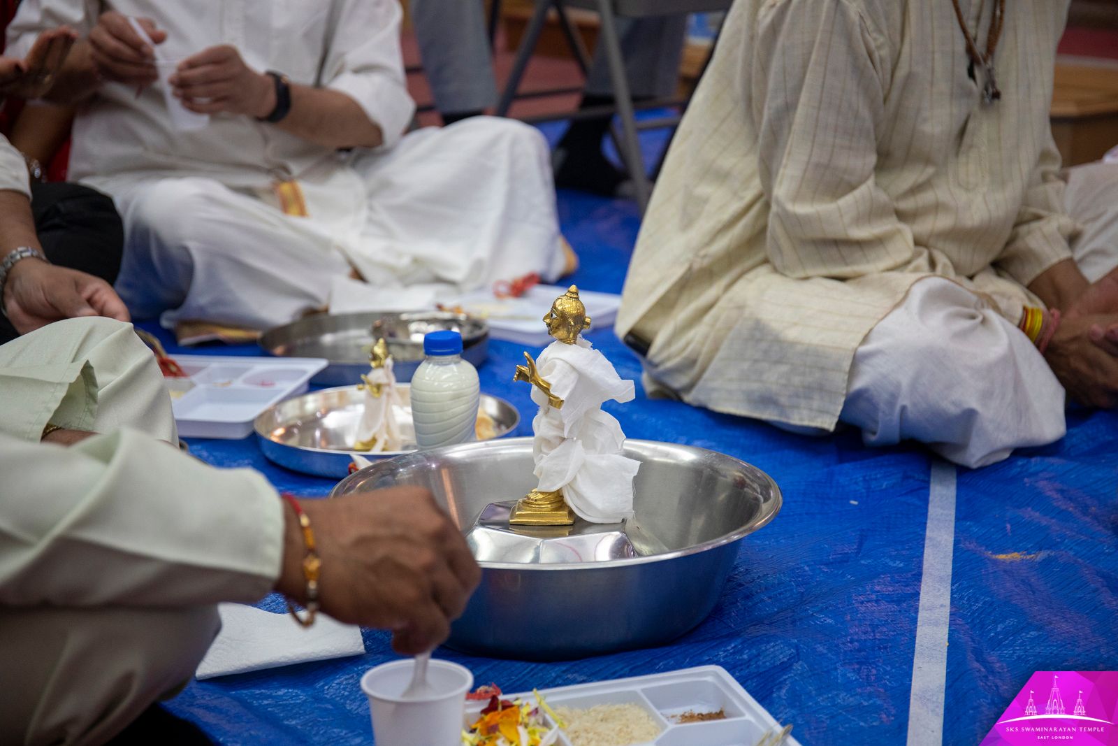 ©1987-2017 SKS Swaminarayan Temple East London